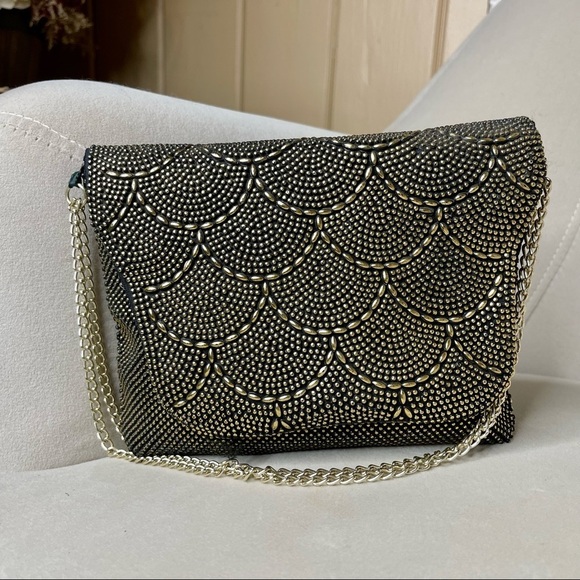 90s Vintage Black Gold Studded Shoulder Bag Chain Strap Retro Fun - Picture 1 of 6